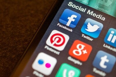 Social Media HR HRMS Software Referrals