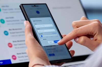Mobile HRMS - Native Apps vs. Web Apps